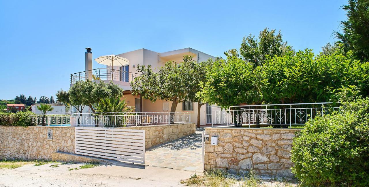 Villa Moma Palio Gerani Kültér fotó